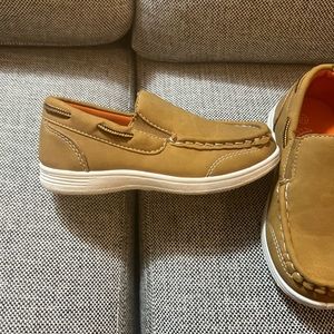 Size 10 camel loafers for little boys